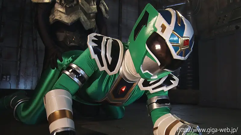 食虫植物怪人に後背位で凌辱されるサイリュウグリーン