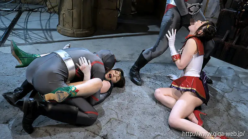 兵士に凌辱されるテイルズイフリートとテイルズシルフィード