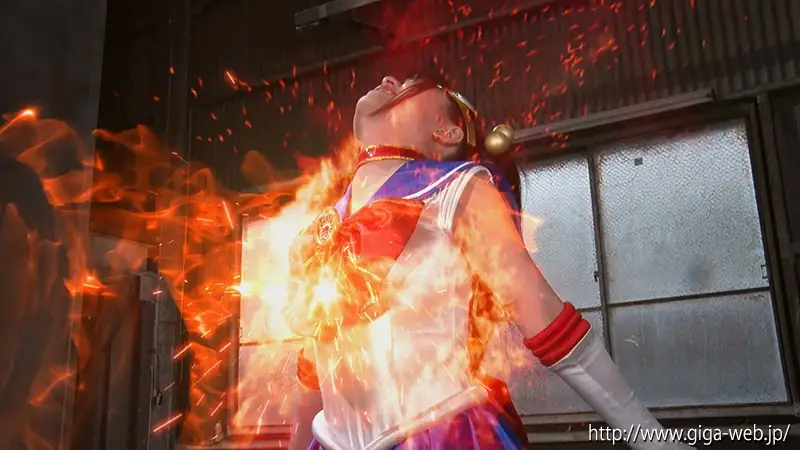 フレイアの炎に焼かれるセーラーディオーレ